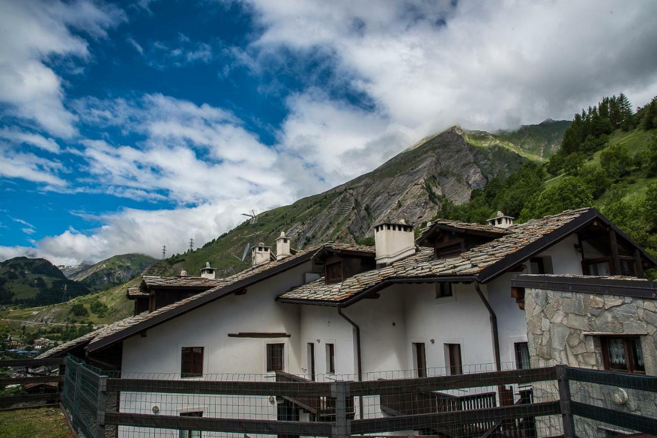 Mulino Del Bianco Apartments La Thuile Exterior photo
